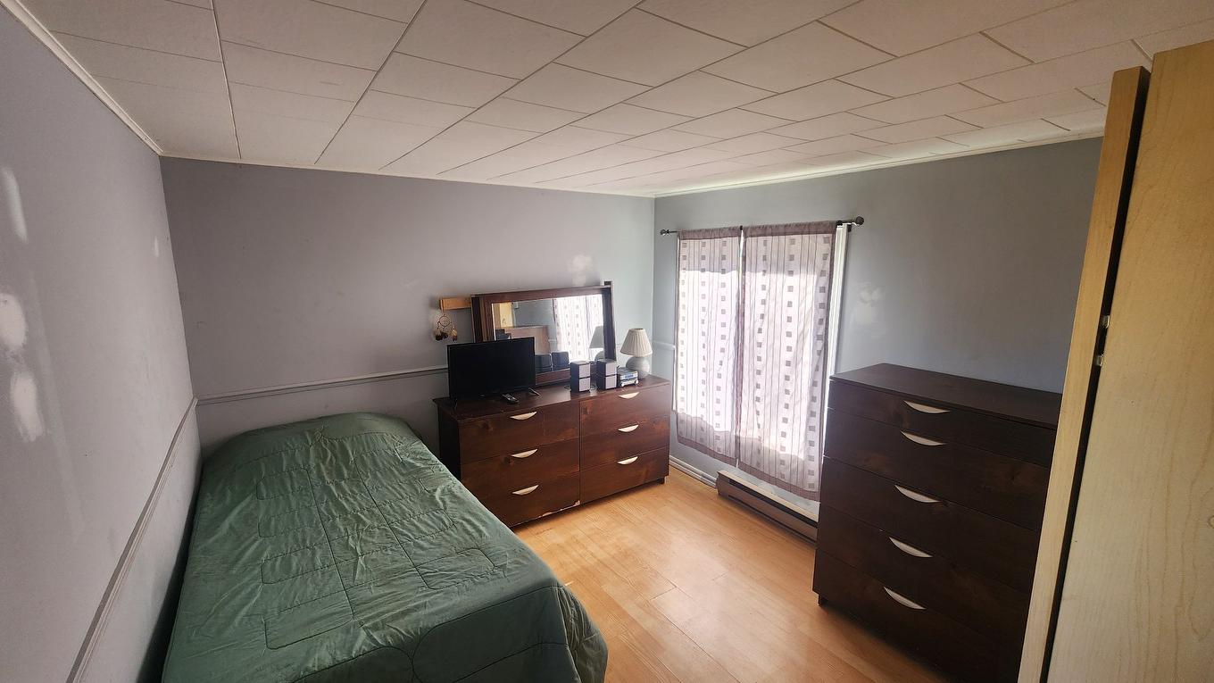 Primary bedroom - 51 Rue St-Viateur, Saint-Zénon, QC - Indoor Photo Showing Other Room