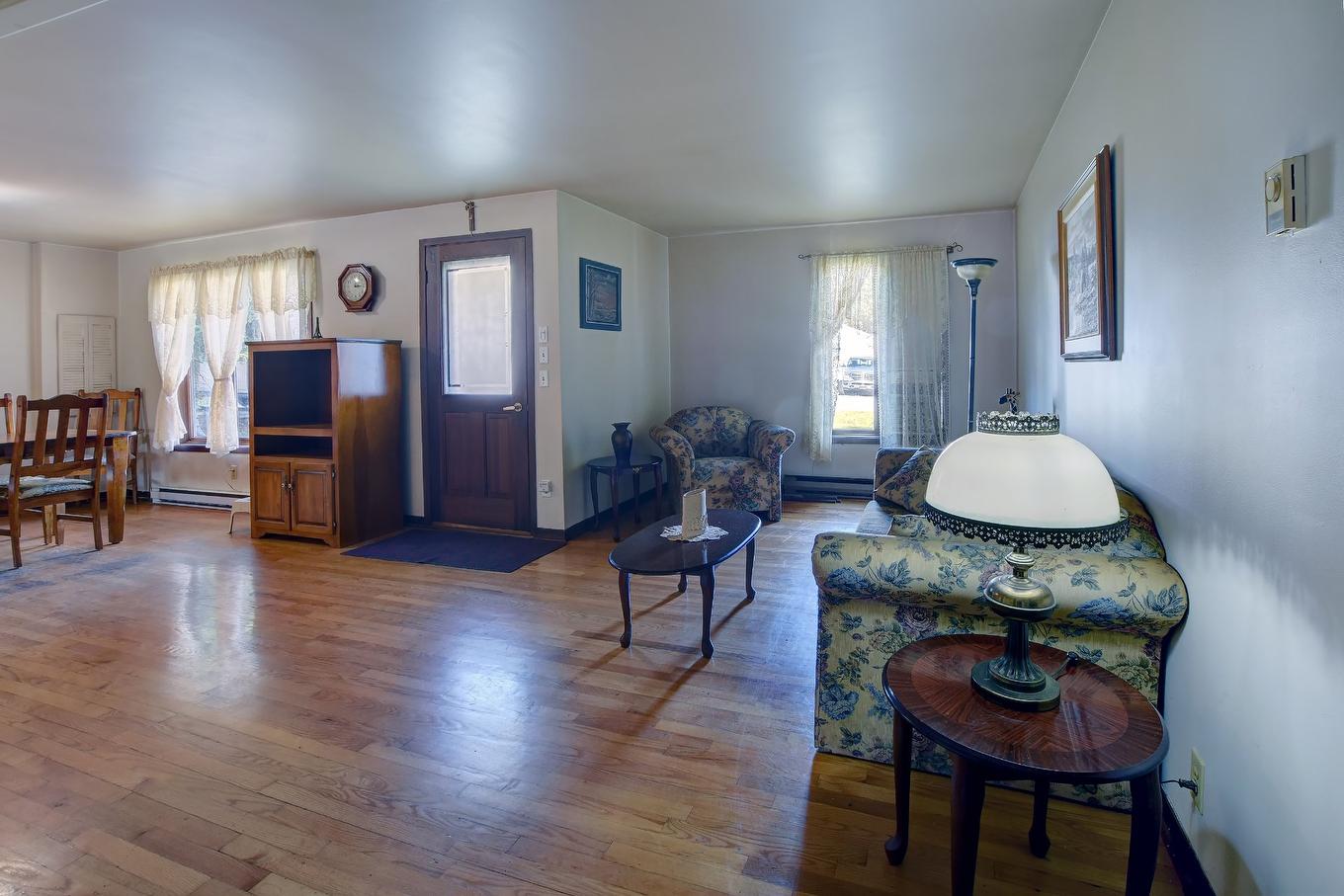 Overall view - 2176 Ch. Langlais, Sainte-Julienne, QC - Indoor Photo Showing Living Room