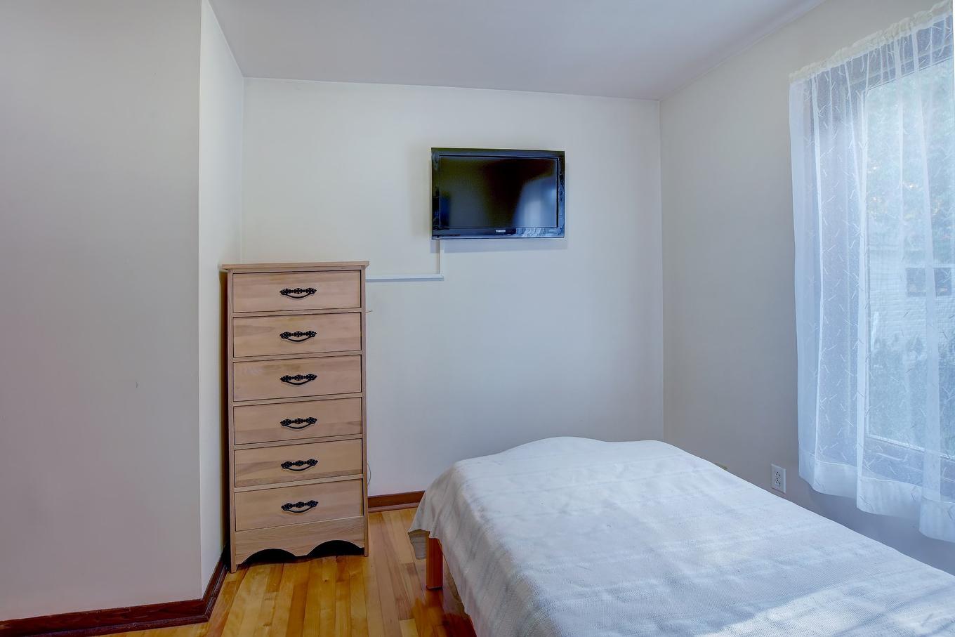 Bedroom - 2176 Ch. Langlais, Sainte-Julienne, QC - Indoor Photo Showing Bedroom
