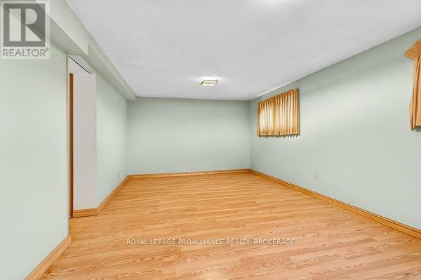 798 Arundel Place, Kingston (South Of Taylor-Kidd Blvd), ON - Indoor Photo Showing Other Room