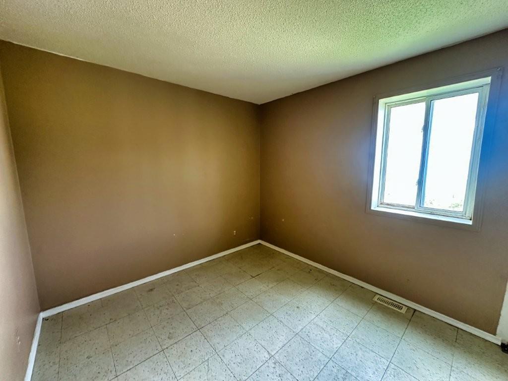 29 Parkway Place, Terrace Bay, ON - Indoor Photo Showing Other Room