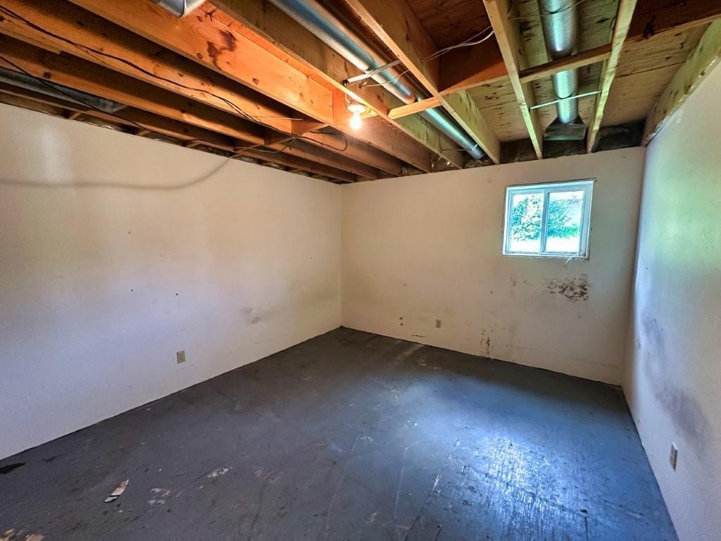 29 Parkway Place, Terrace Bay, ON - Indoor Photo Showing Basement