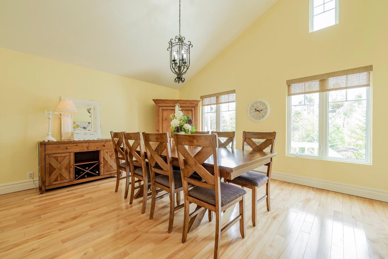 Dining room - 183 Ch. Des Gaudet, Les Îles-De-La-Madeleine, QC - Indoor Photo Showing Dining Room