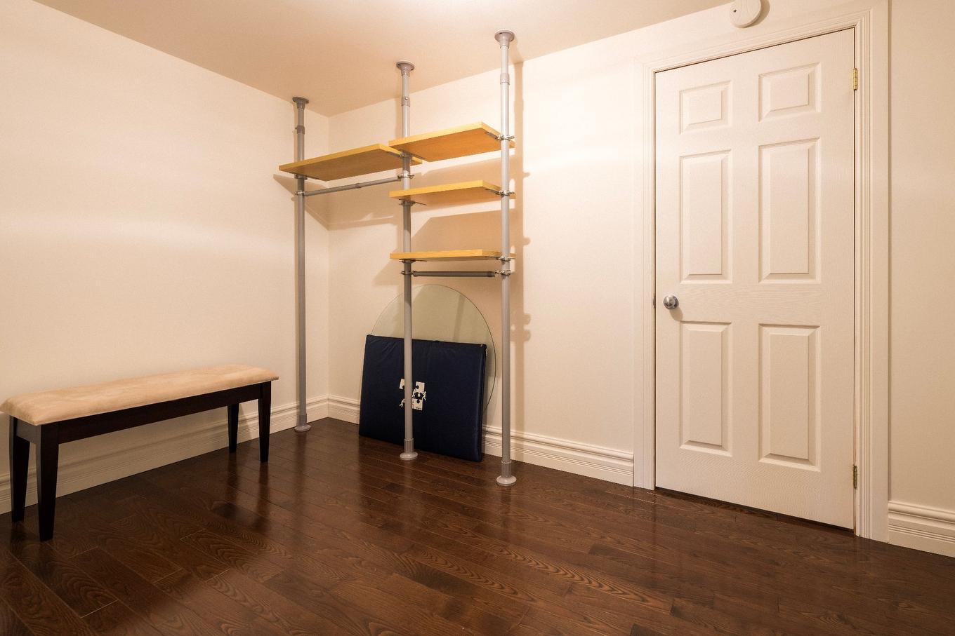 Bedroom - 183 Ch. Des Gaudet, Les Îles-De-La-Madeleine, QC - Indoor Photo Showing Other Room