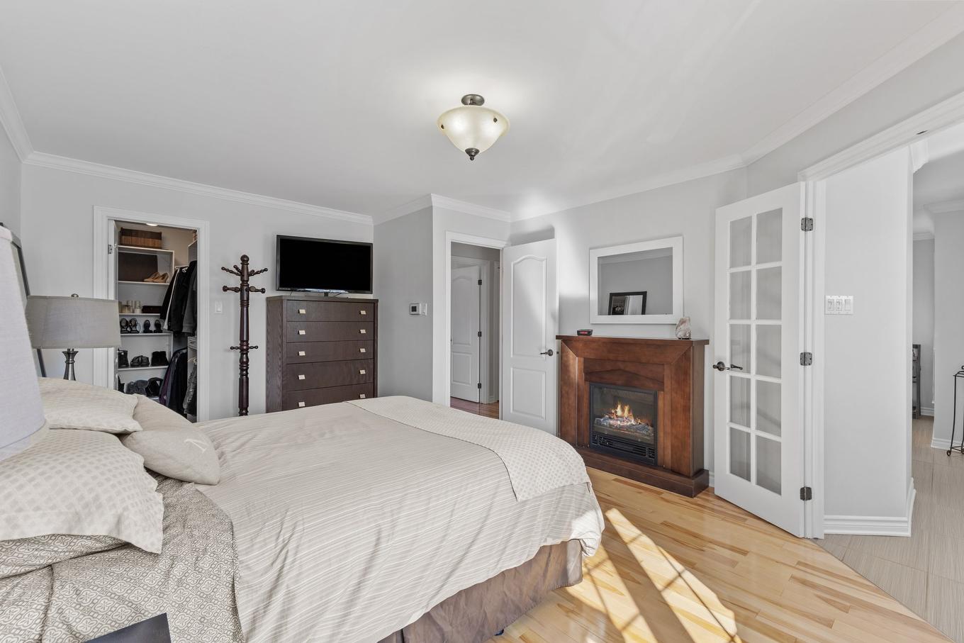 Chambre à coucher principale - 10463 Rue Thomas-Paine, Montréal (Rivière-Des-Prairies/Pointe-Aux-Trembles), QC - Indoor Photo Showing Bedroom