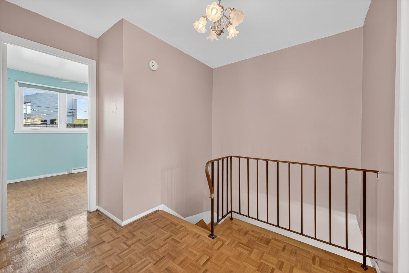 Corridor - 4455 Rue Jolicoeur, Dollard-Des-Ormeaux, QC - Indoor Photo Showing Other Room