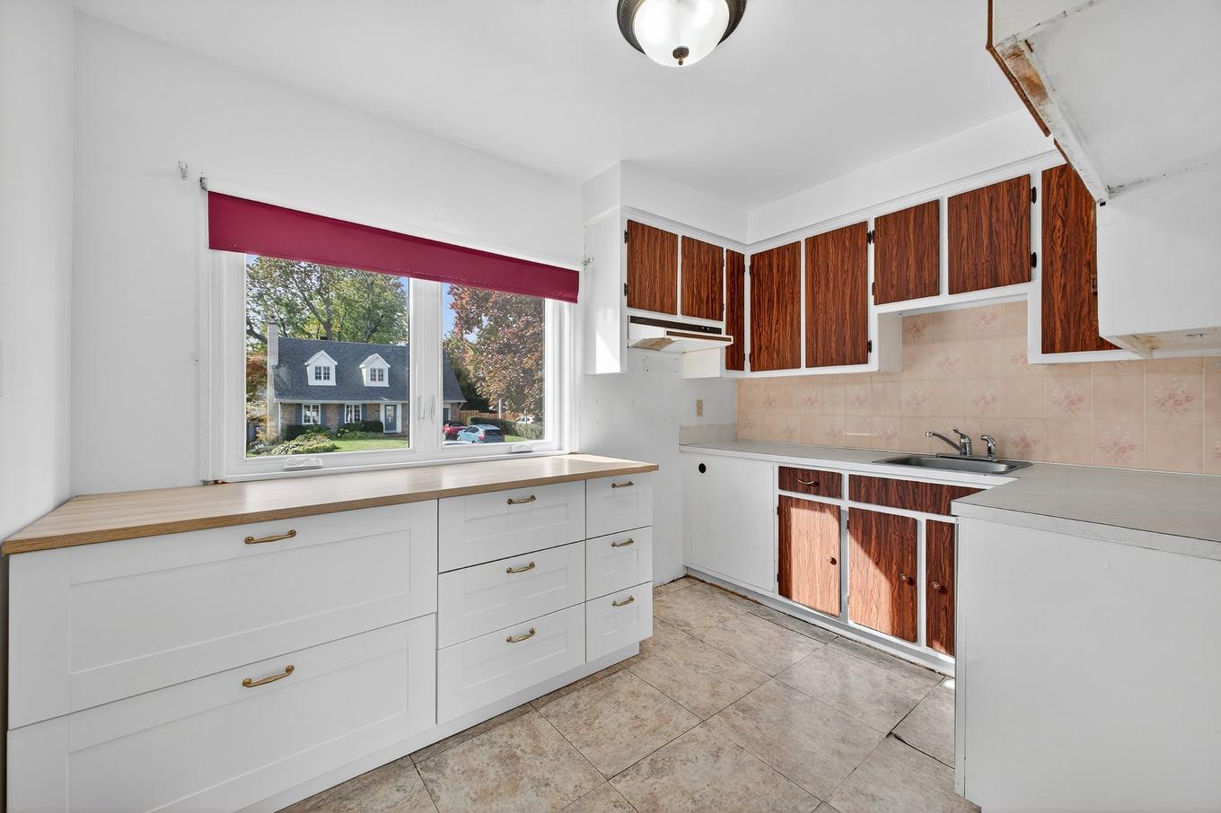 Cuisine - 4455 Rue Jolicoeur, Dollard-Des-Ormeaux, QC - Indoor Photo Showing Kitchen