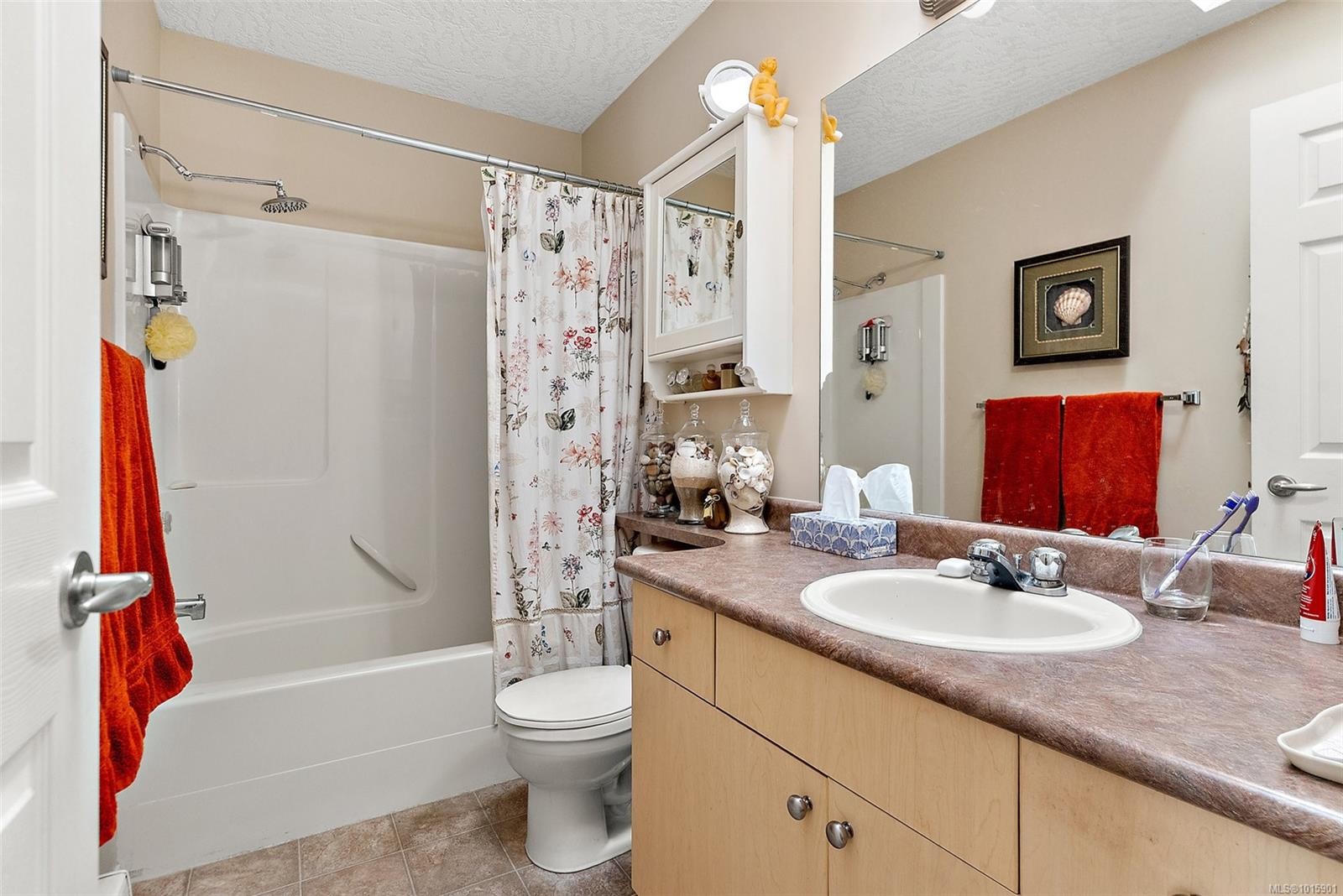 87-7570 Tetayut Rd, Central Saanich, BC