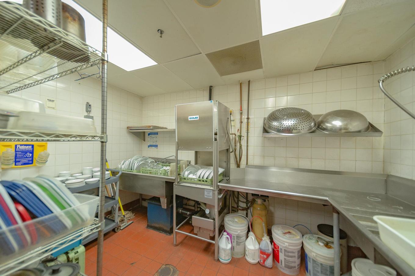 123 Queen Street, Charlottetown, PE