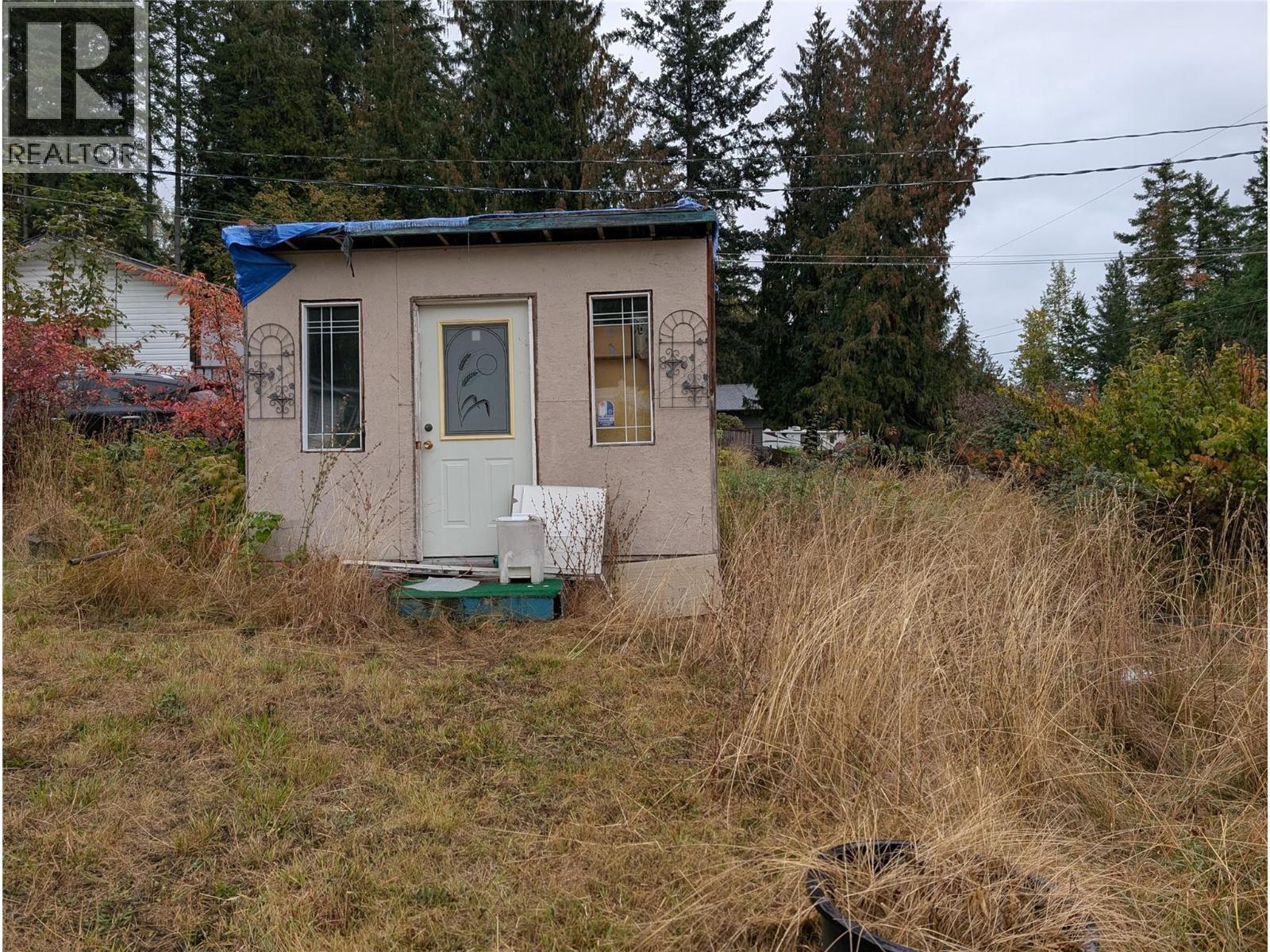 7429 Stampede Trail Lot# 25, Anglemont, BC
