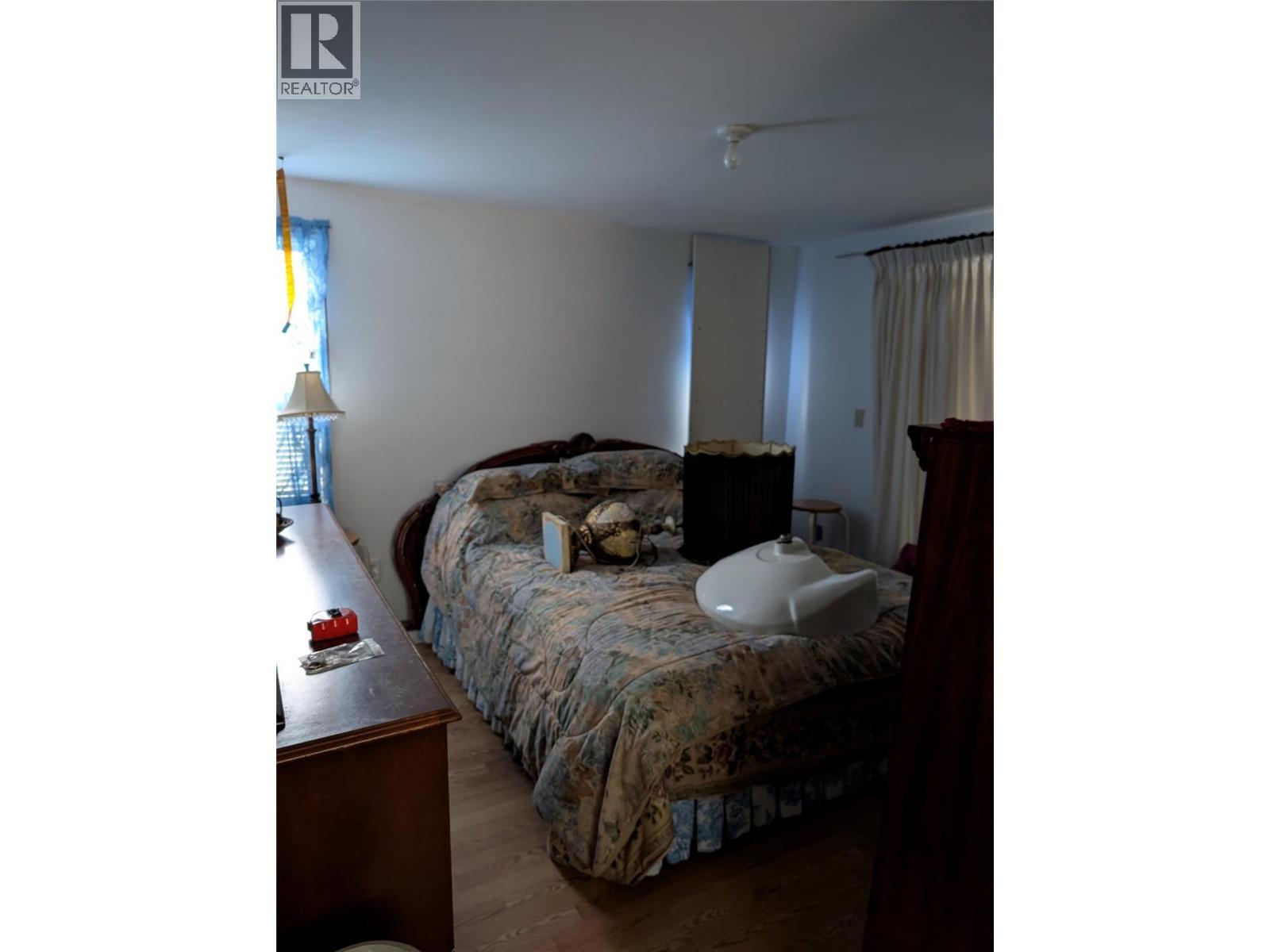 7429 Stampede Trail Lot# 25, Anglemont, BC