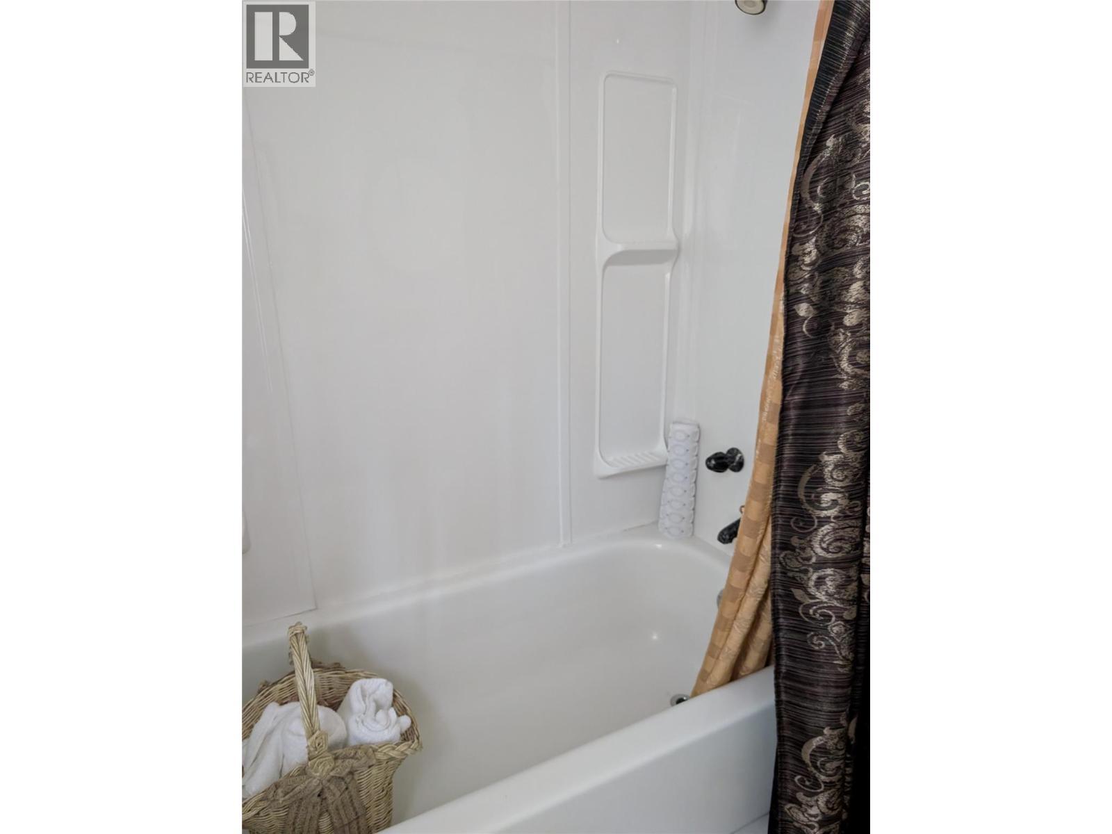 7429 Stampede Trail Lot# 25, Anglemont, BC