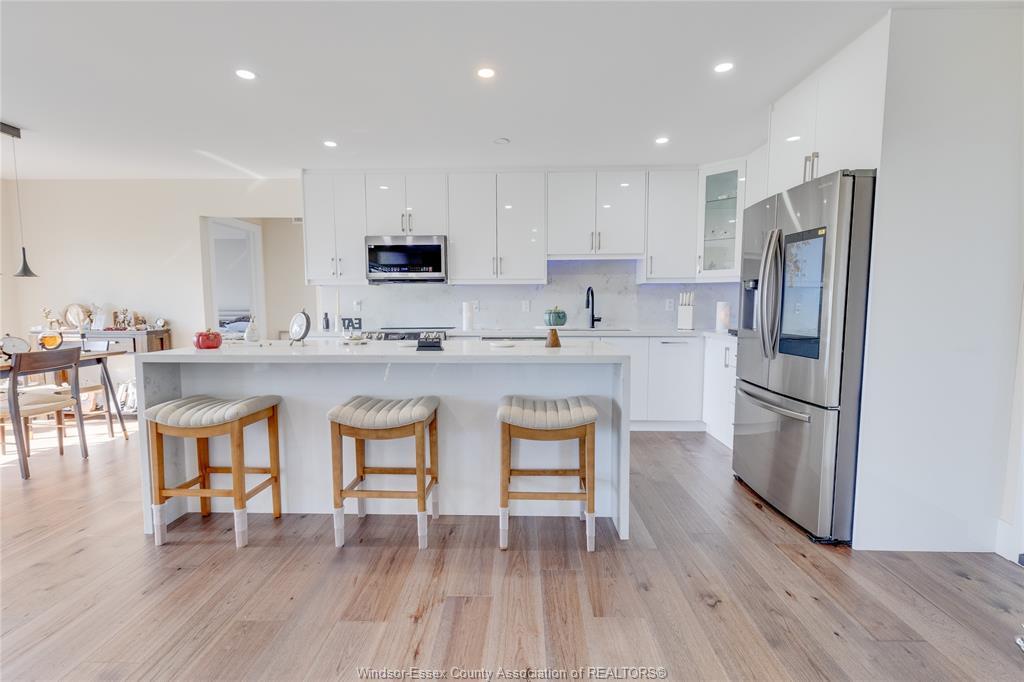 225 Erie Street South, Merlin, ON