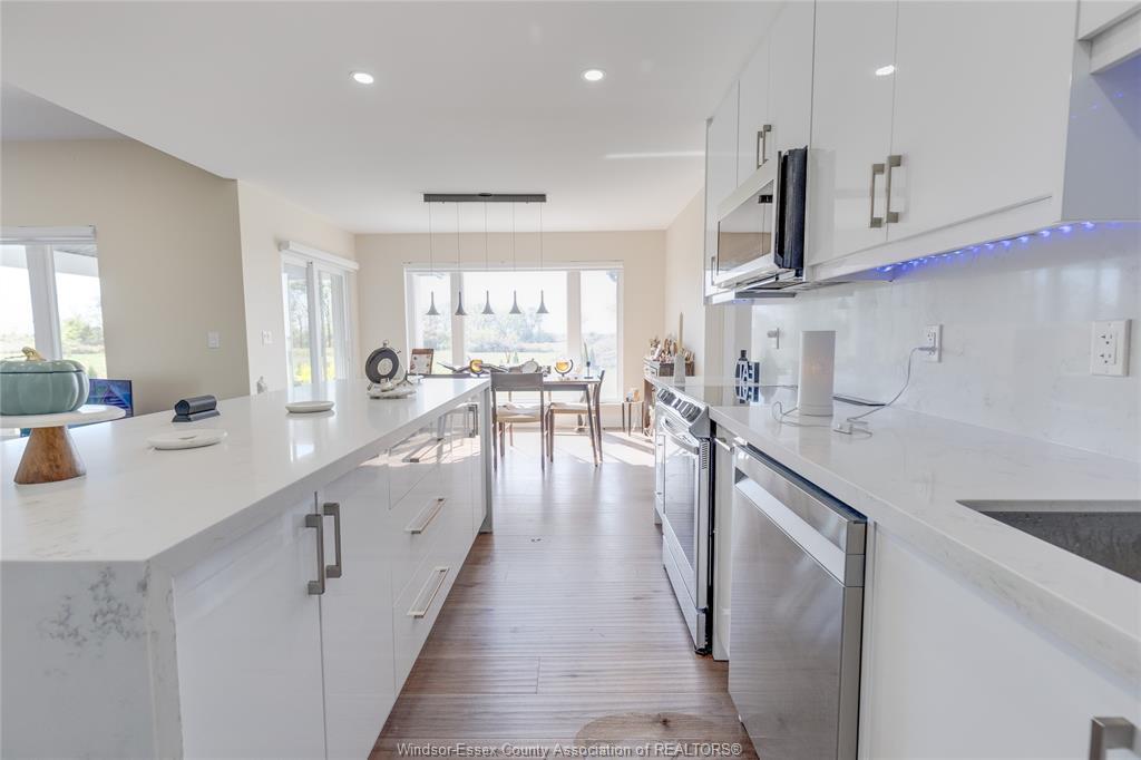 225 Erie Street South, Merlin, ON