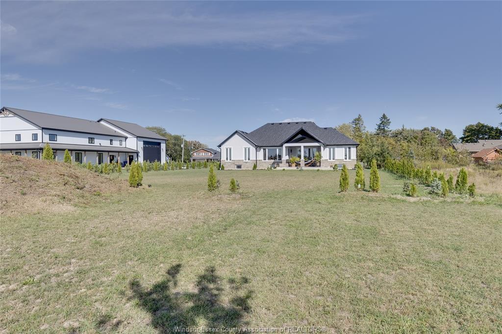 225 Erie Street South, Merlin, ON