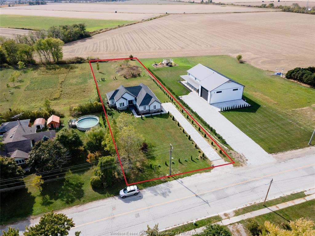 225 Erie Street South, Merlin, ON