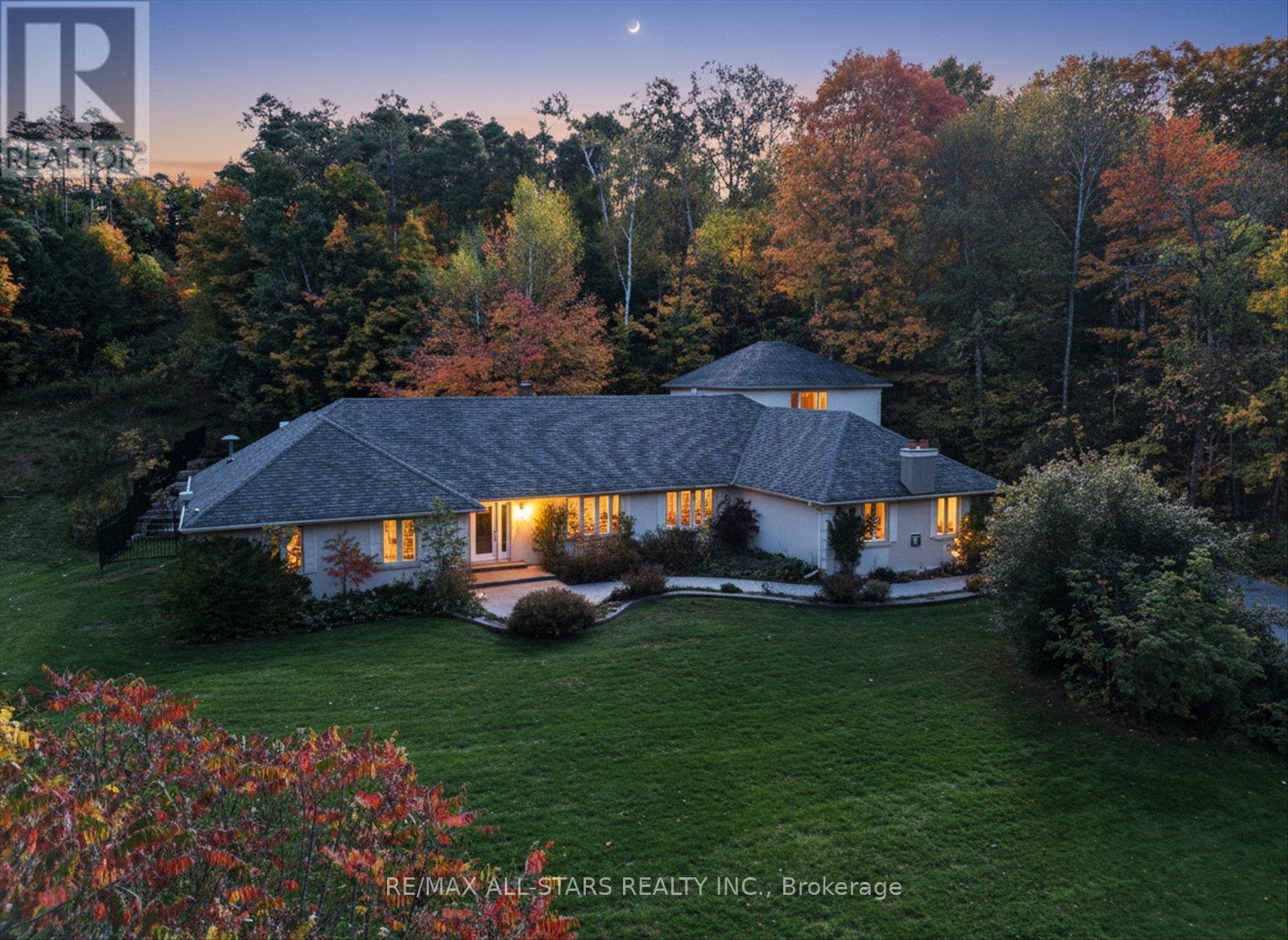 40 Algonquin Forest Drive, East Gwillimbury, ON - Outdoor