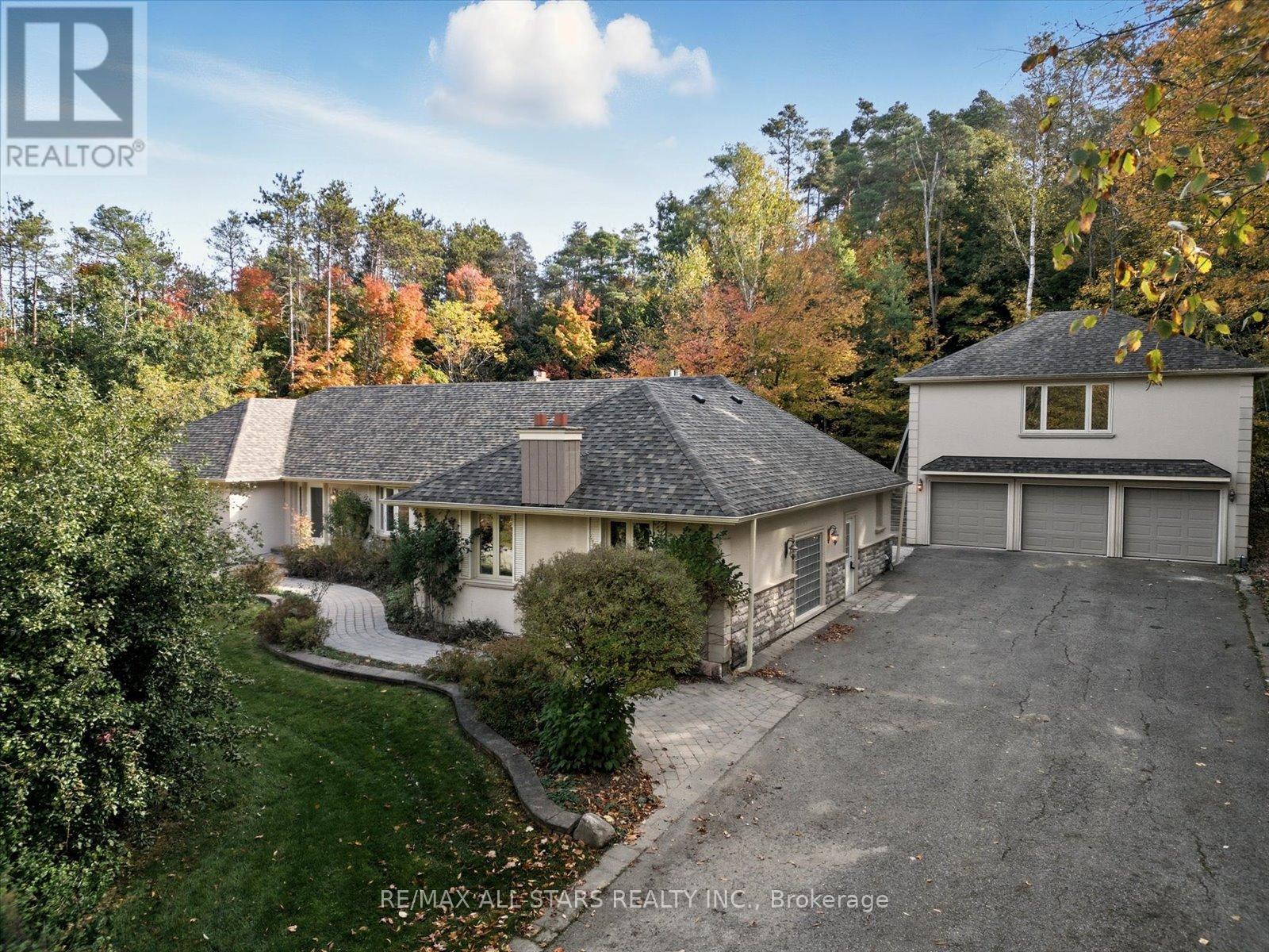 40 Algonquin Forest Drive, East Gwillimbury, ON - Outdoor
