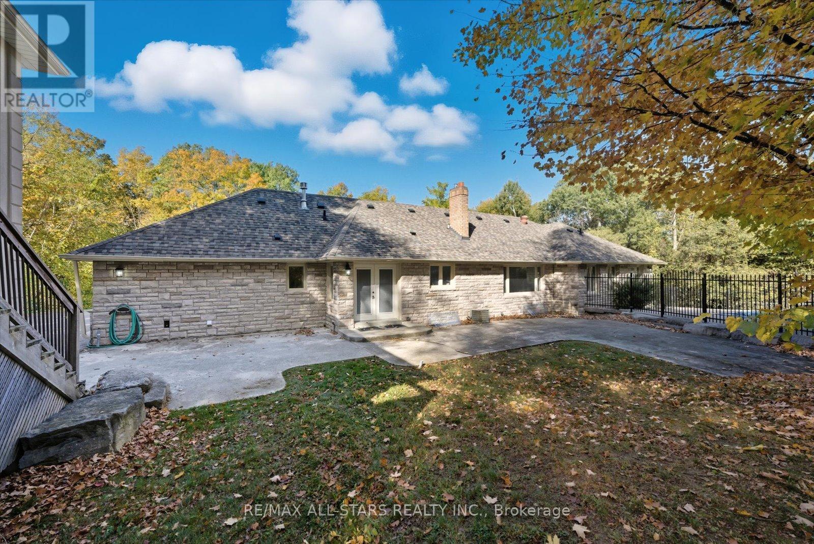 40 Algonquin Forest Drive, East Gwillimbury, ON - Outdoor
