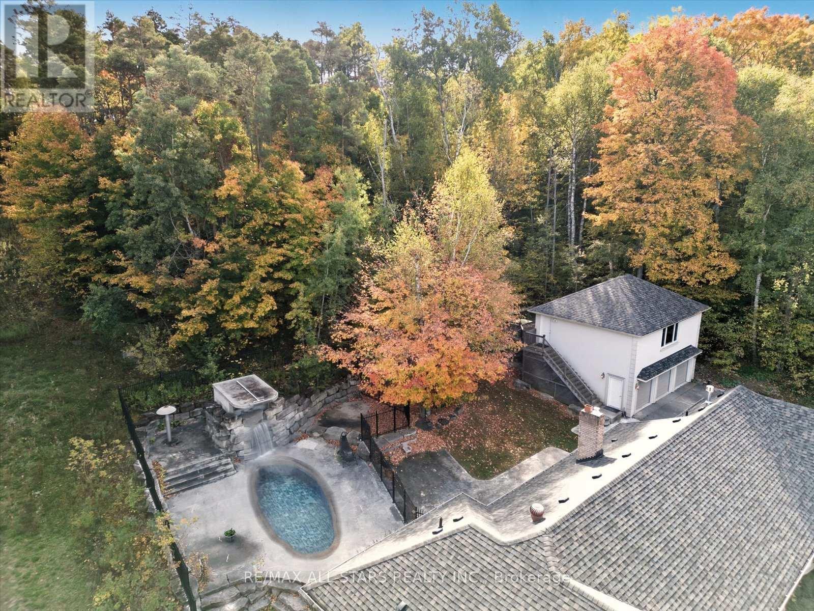 40 Algonquin Forest Drive, East Gwillimbury, ON - Outdoor