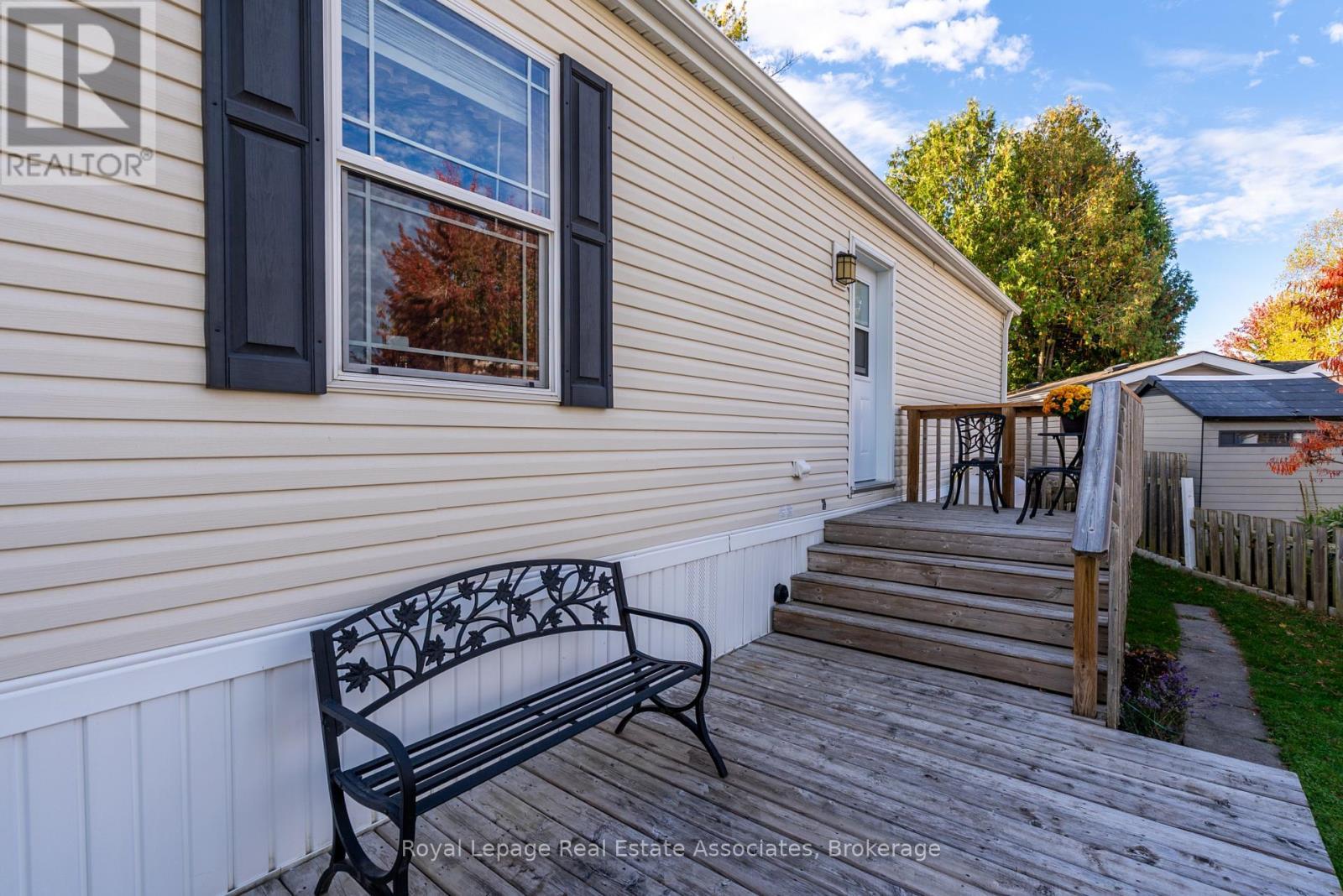 41 Cedarbush Crescent, Puslinch, ON - Outdoor With Deck Patio Veranda With Exterior