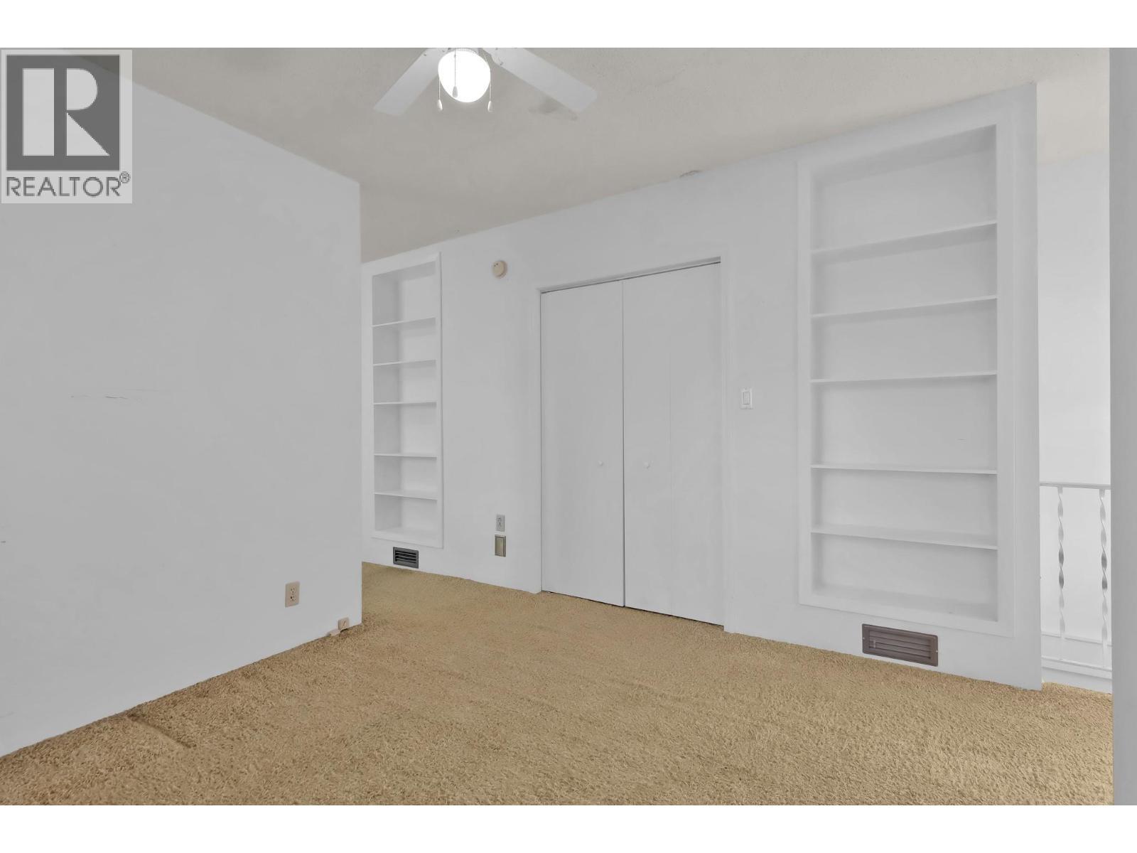 312 Scott Avenue, Penticton, BC - Indoor Photo Showing Other Room