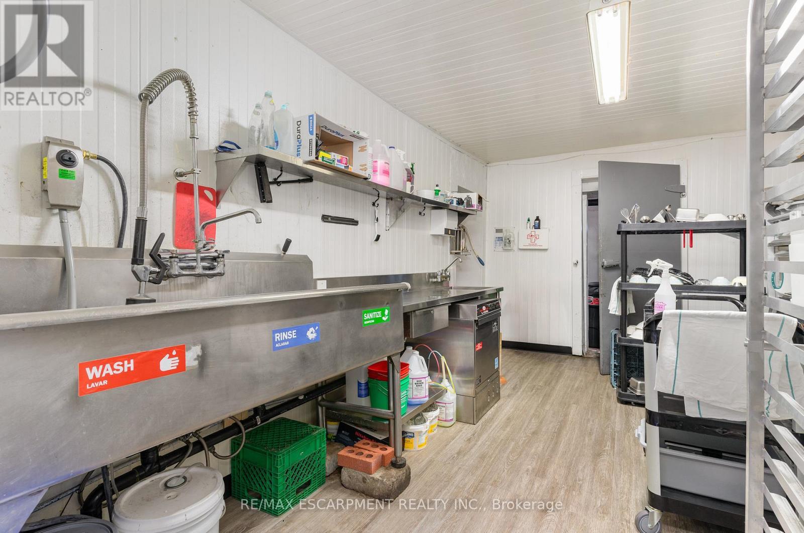 201 Ottawa Street N, Hamilton, ON