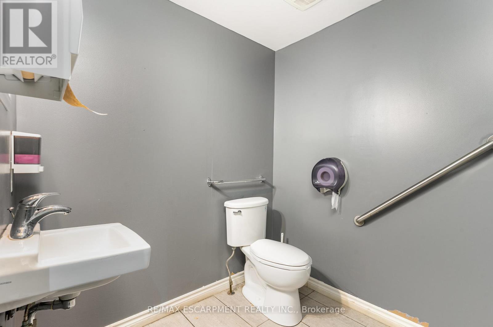 201 Ottawa Street N, Hamilton, ON