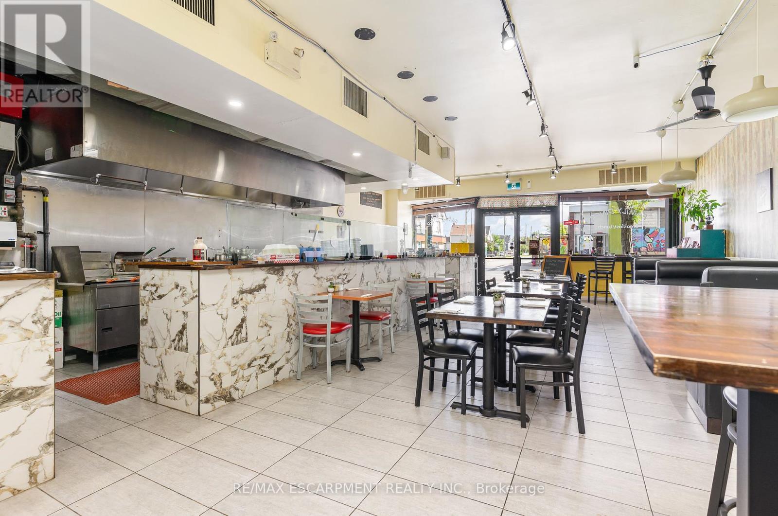 201 Ottawa Street N, Hamilton, ON