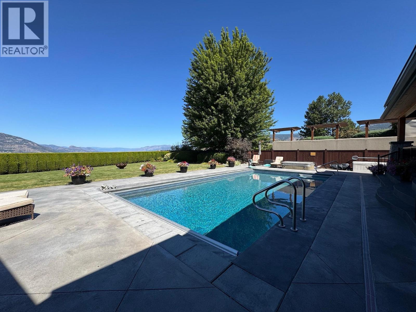 137 Westview Drive, Penticton, BC - Outdoor With In Ground Pool