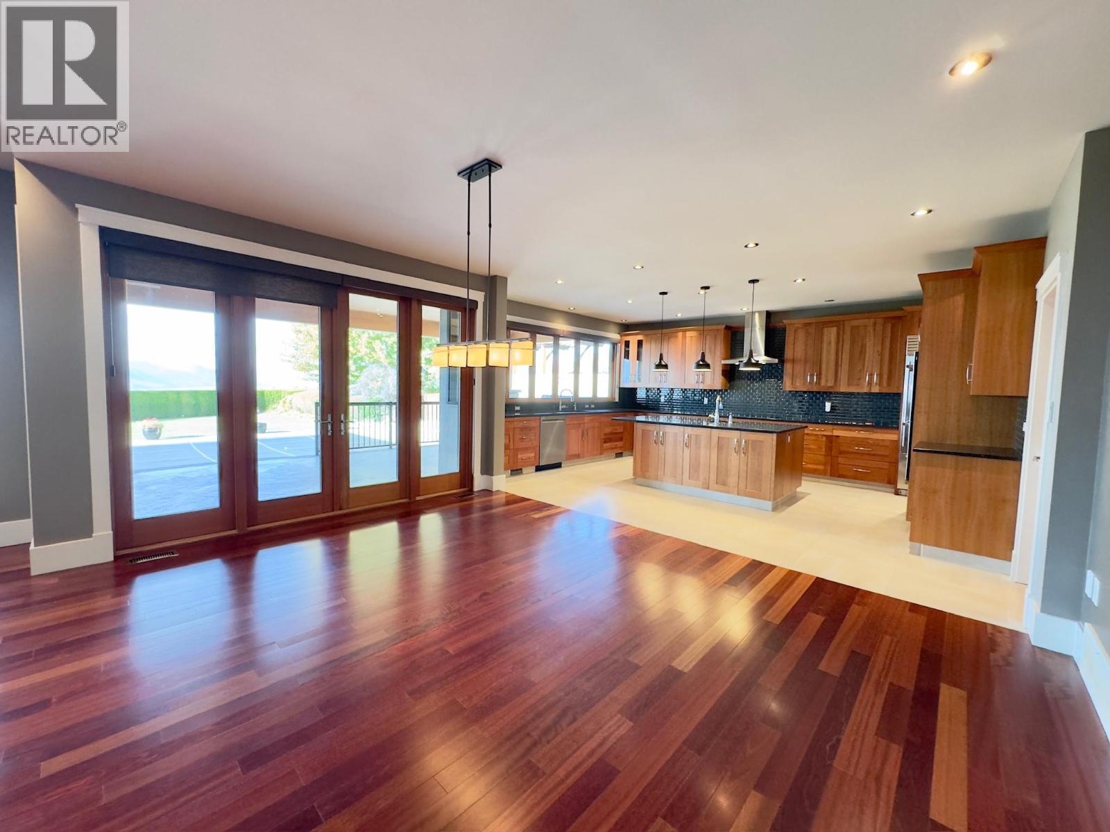 137 Westview Drive, Penticton, BC - Indoor Photo Showing Other Room