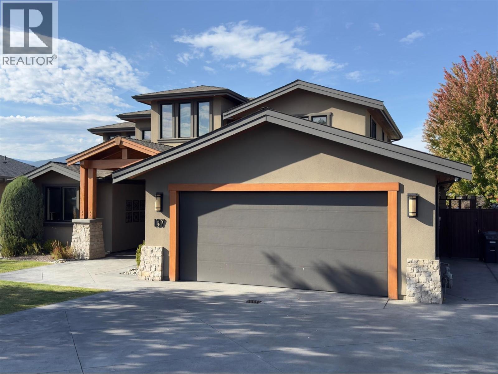 137 Westview Drive, Penticton, BC - Outdoor