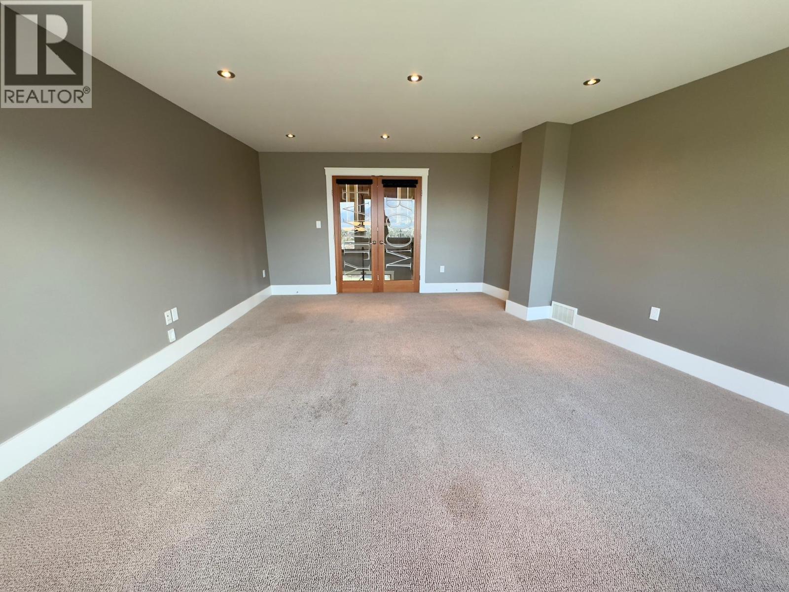 137 Westview Drive, Penticton, BC - Indoor Photo Showing Other Room