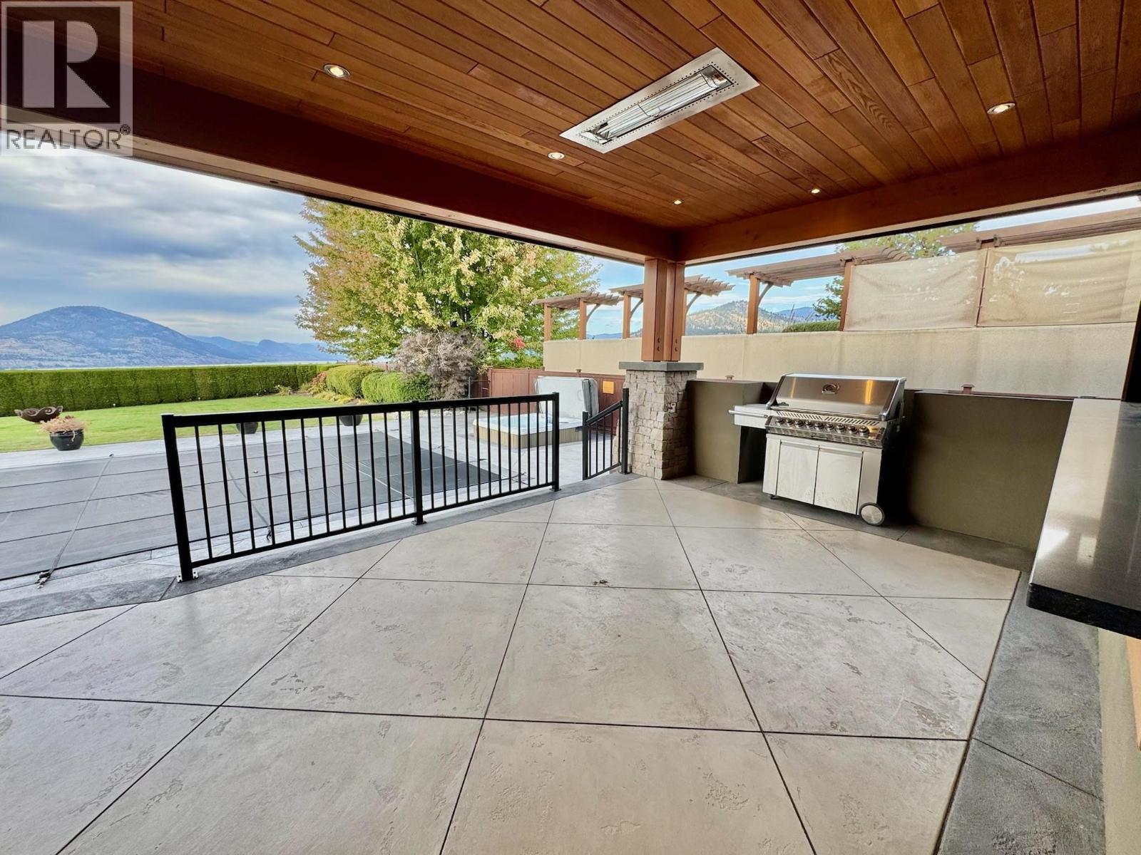 137 Westview Drive, Penticton, BC - Outdoor With Exterior