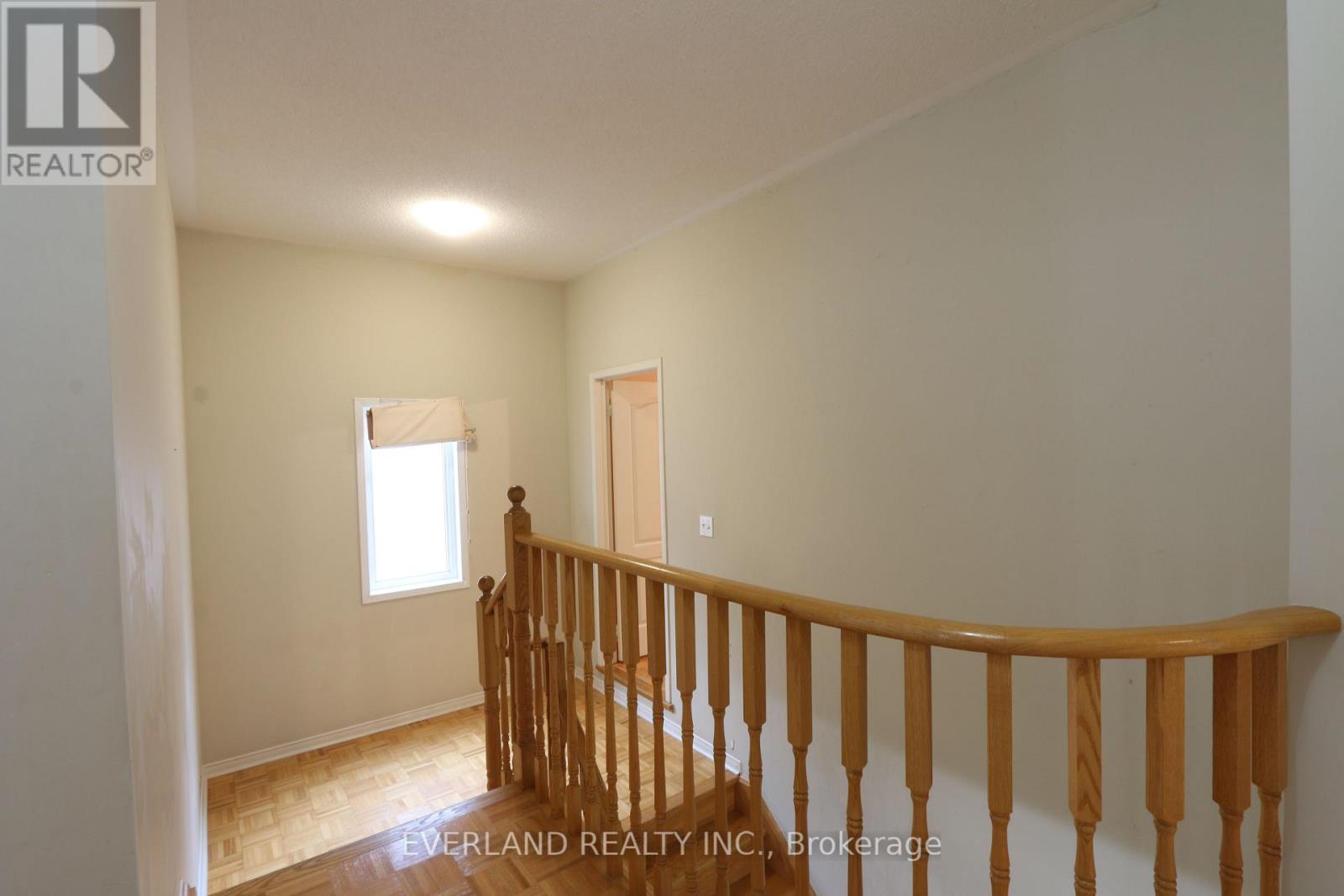 Upper - 49 Falling River Drive, Richmond Hill, ON - Indoor Photo Showing Other Room