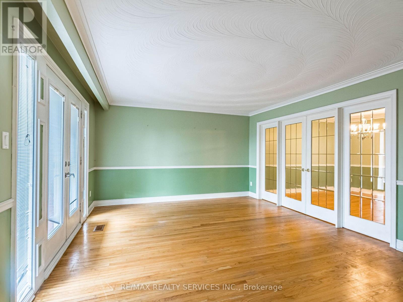 17 Fallway Road, Brampton, ON - Indoor Photo Showing Other Room