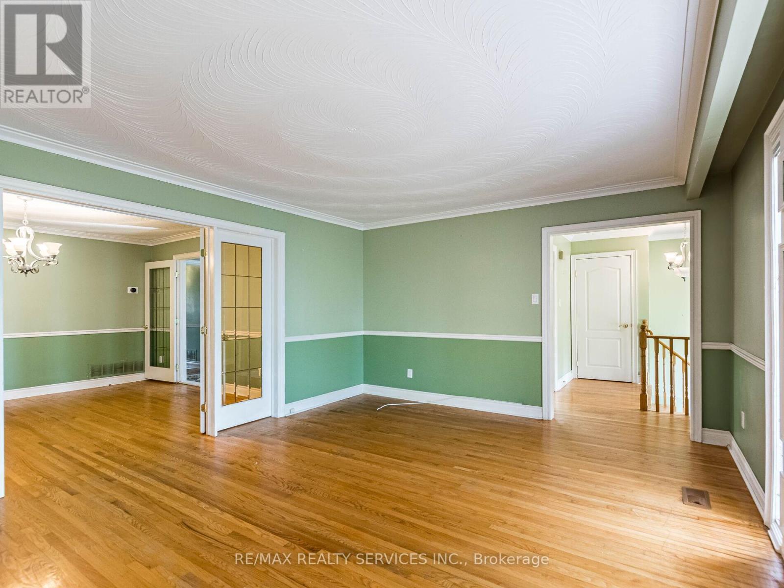 17 Fallway Road, Brampton, ON - Indoor Photo Showing Other Room