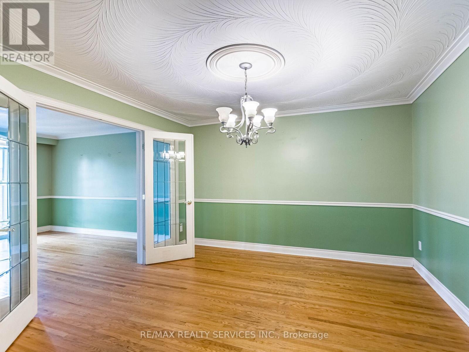 17 Fallway Road, Brampton, ON - Indoor Photo Showing Other Room