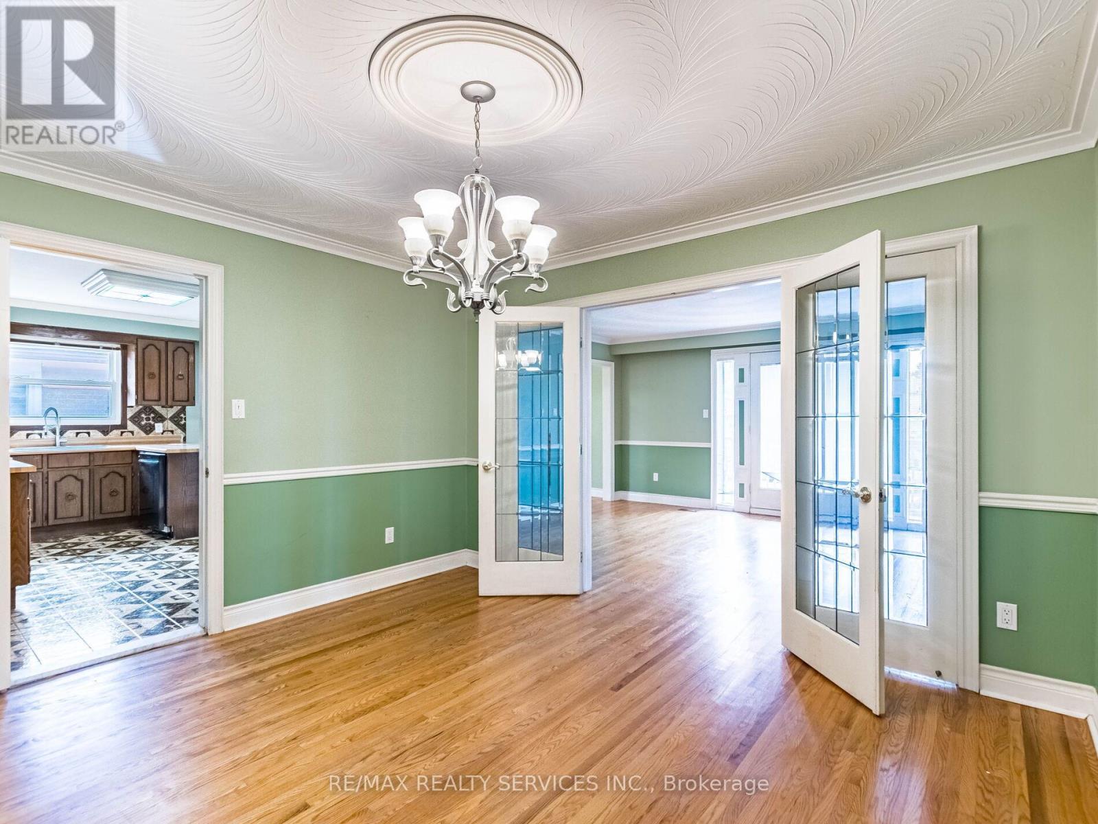 17 Fallway Road, Brampton, ON - Indoor Photo Showing Other Room