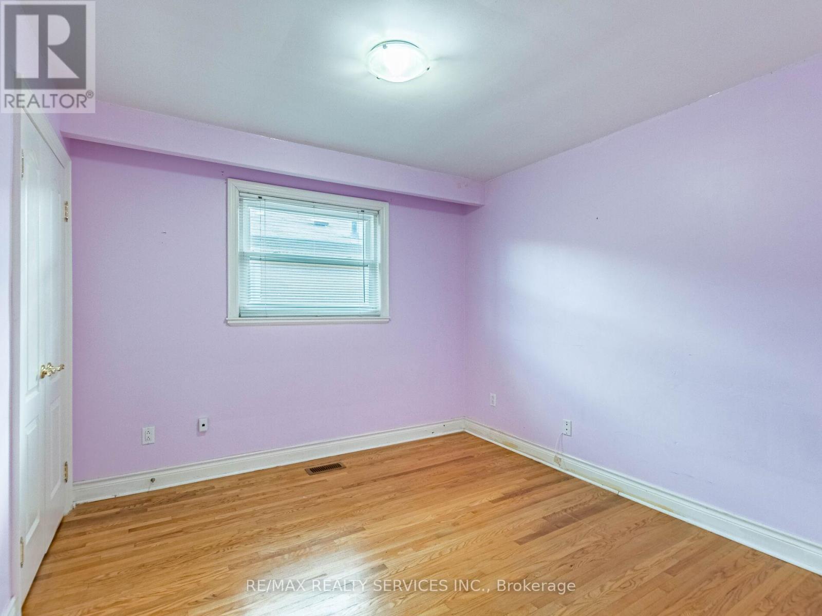 17 Fallway Road, Brampton, ON - Indoor Photo Showing Other Room