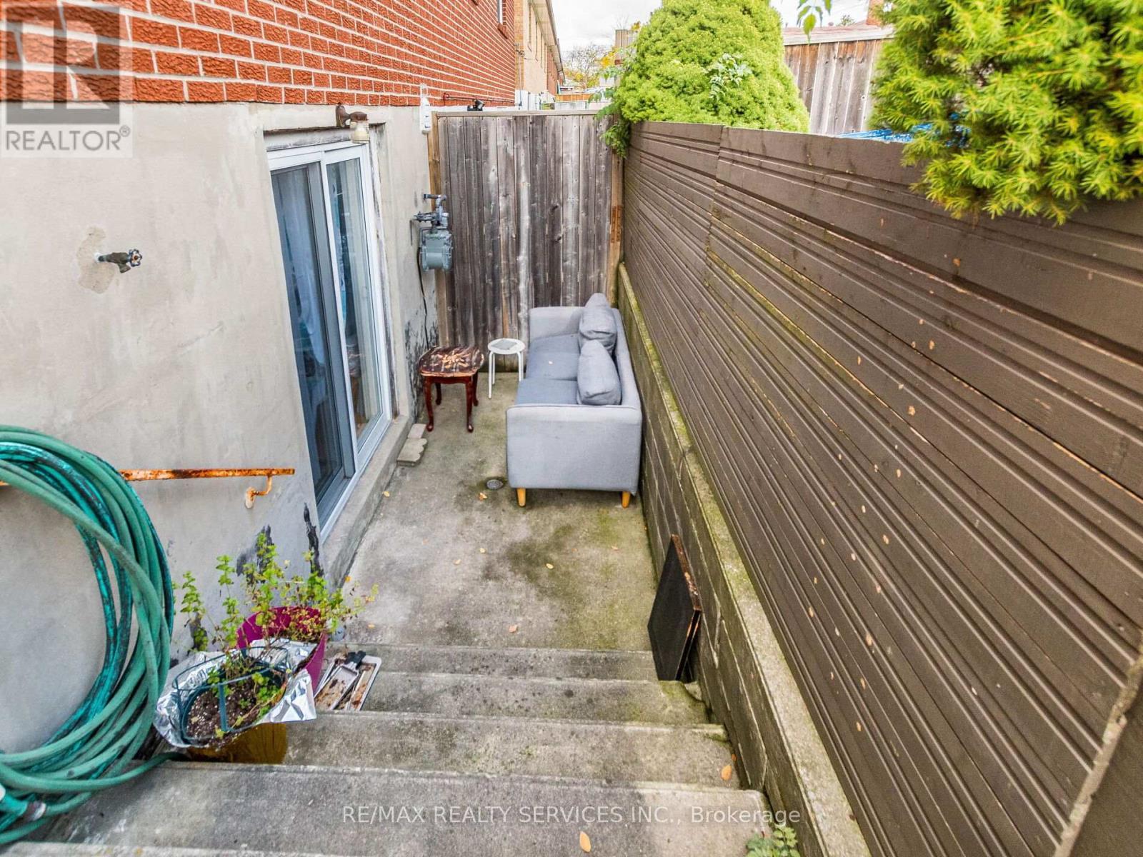 17 Fallway Road, Brampton, ON - Outdoor