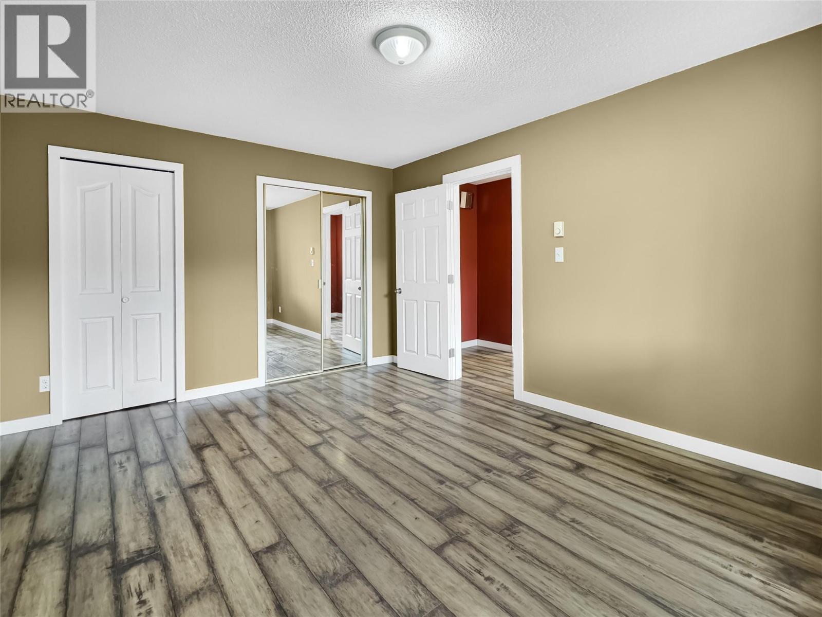 2210 Warren Avenue, Kimberley, BC - Indoor Photo Showing Other Room