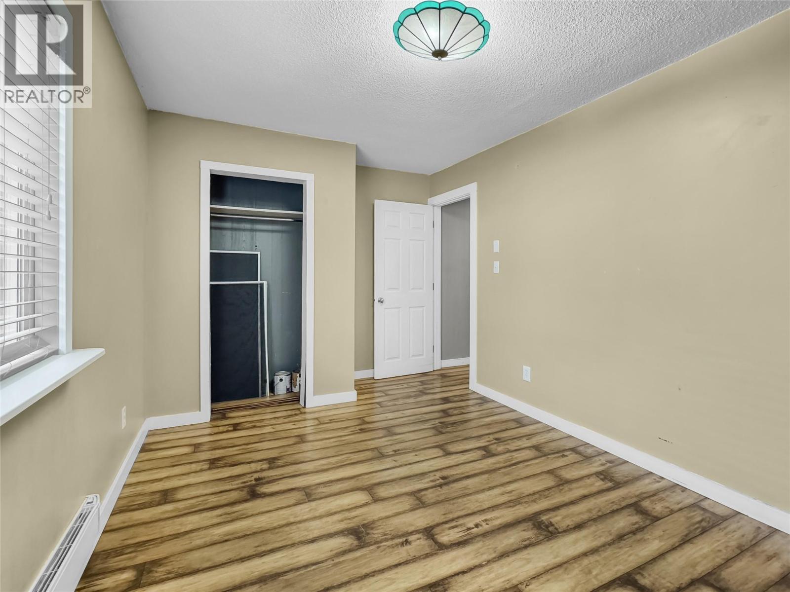 2210 Warren Avenue, Kimberley, BC - Indoor Photo Showing Other Room