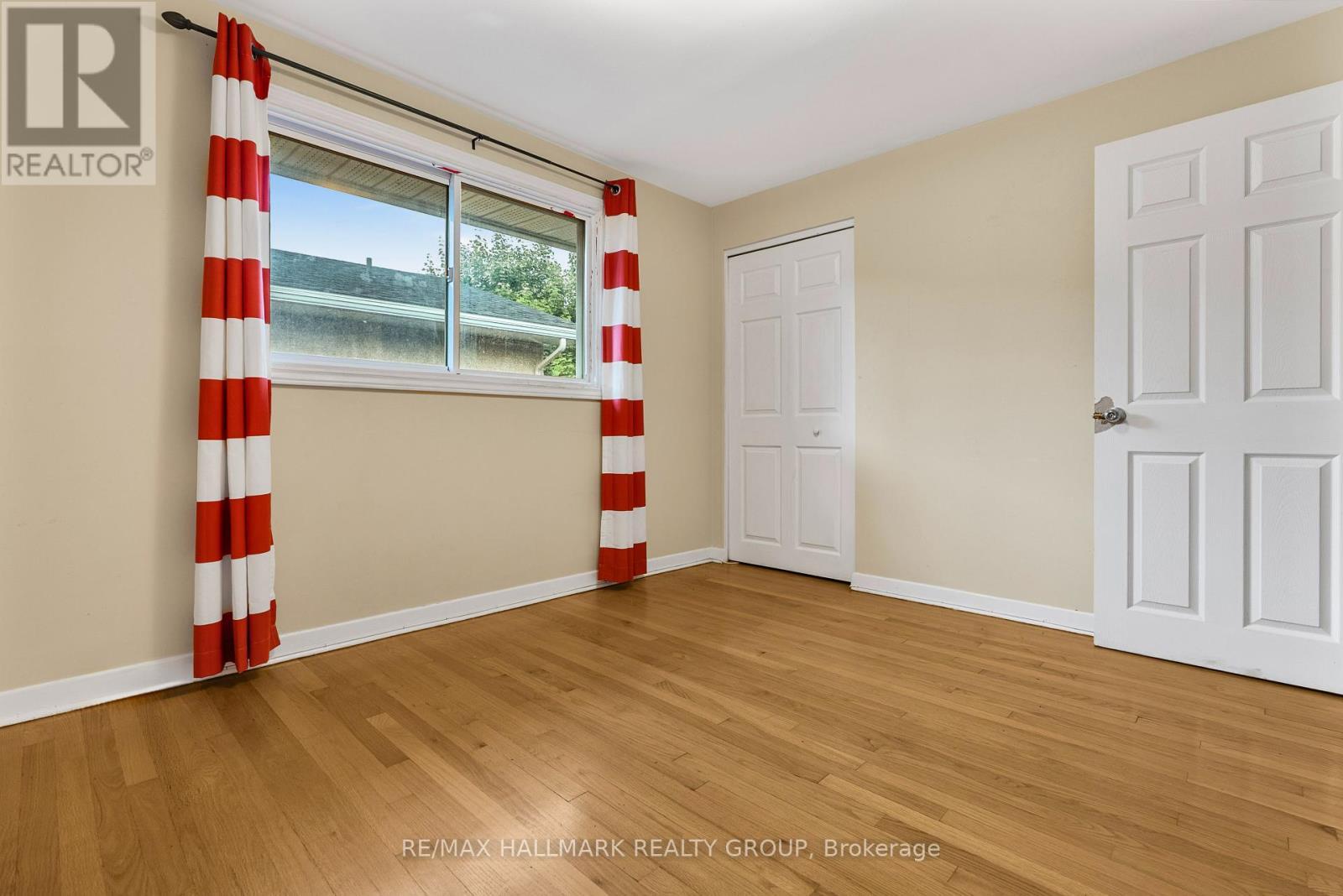 2666 Regina Street, Ottawa, ON - Indoor Photo Showing Other Room