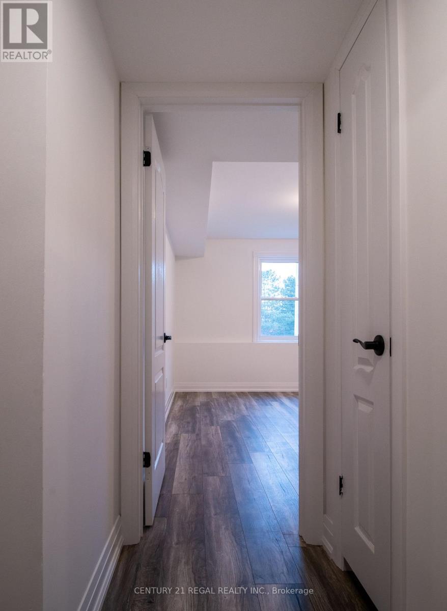 Lower - 47 Limestone Crescent, Whitby, ON - Indoor Photo Showing Other Room