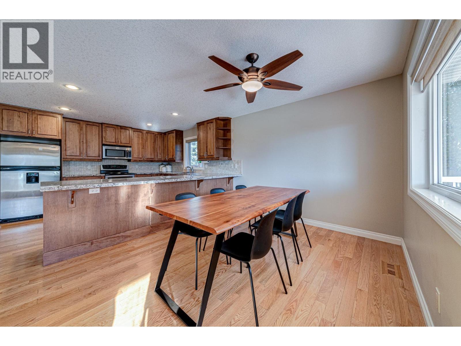 5 Caledonia Place, Elkford, BC - Indoor