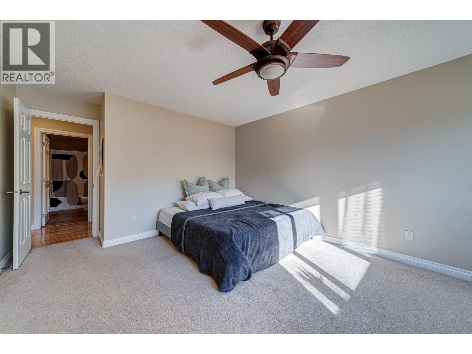 5 Caledonia Place, Elkford, BC - Indoor Photo Showing Bedroom