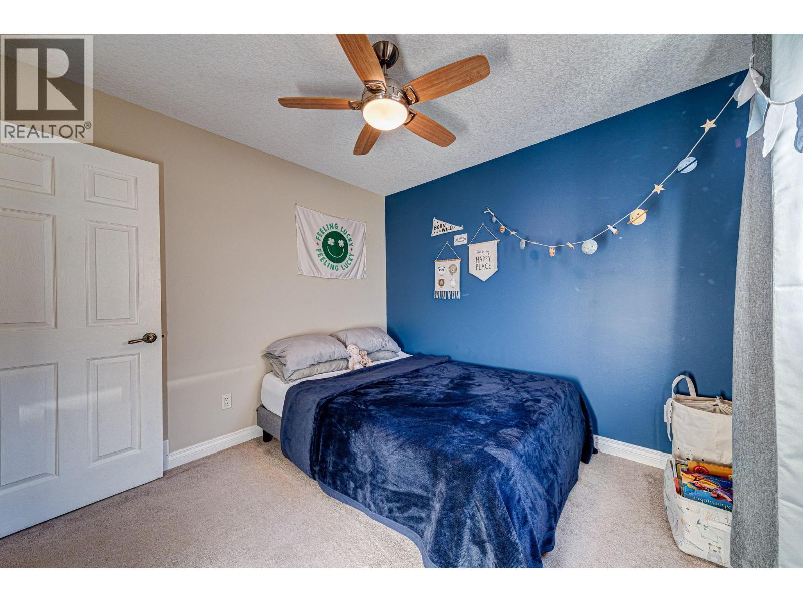 5 Caledonia Place, Elkford, BC - Indoor Photo Showing Bedroom
