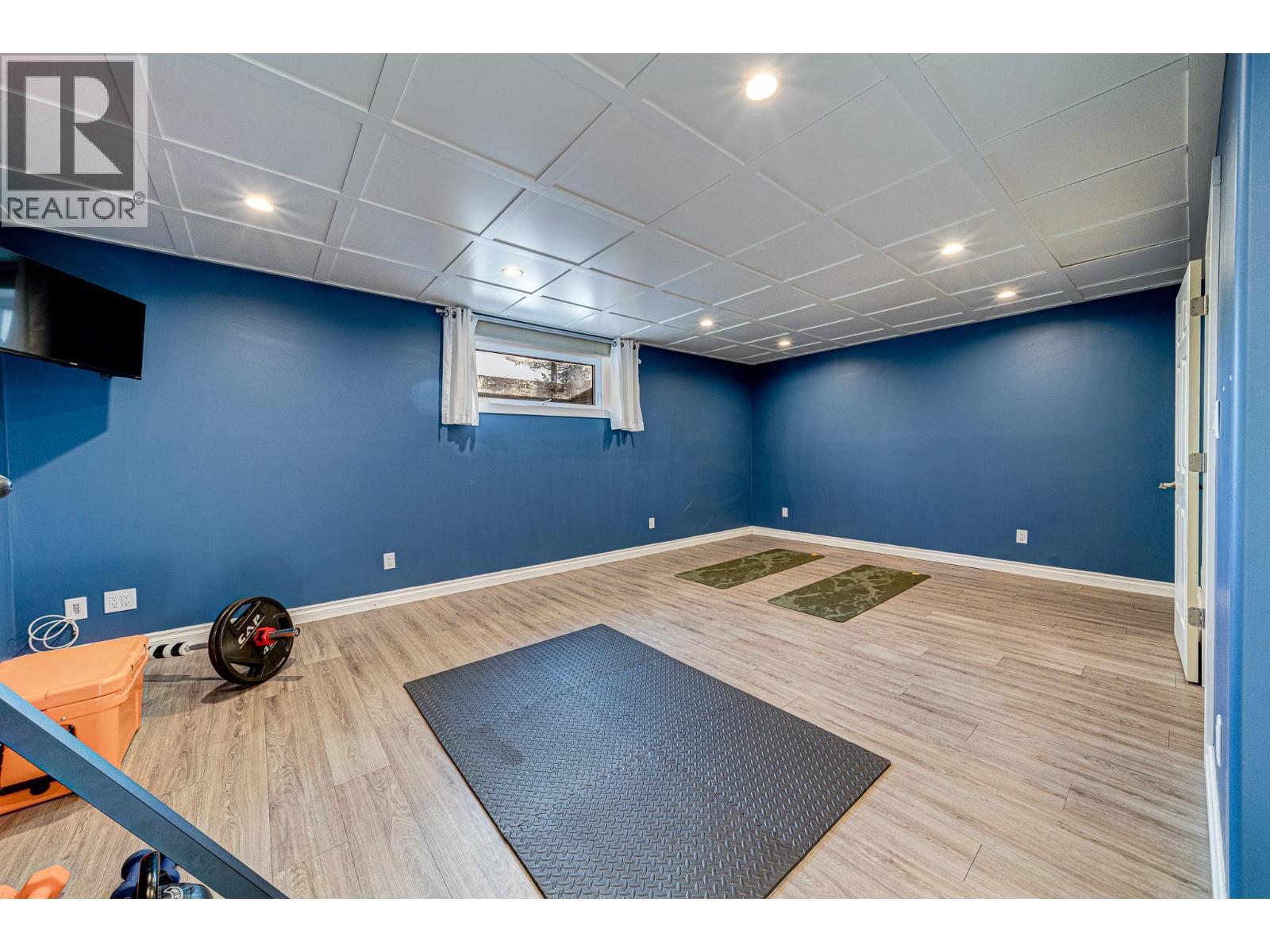 5 Caledonia Place, Elkford, BC - Indoor