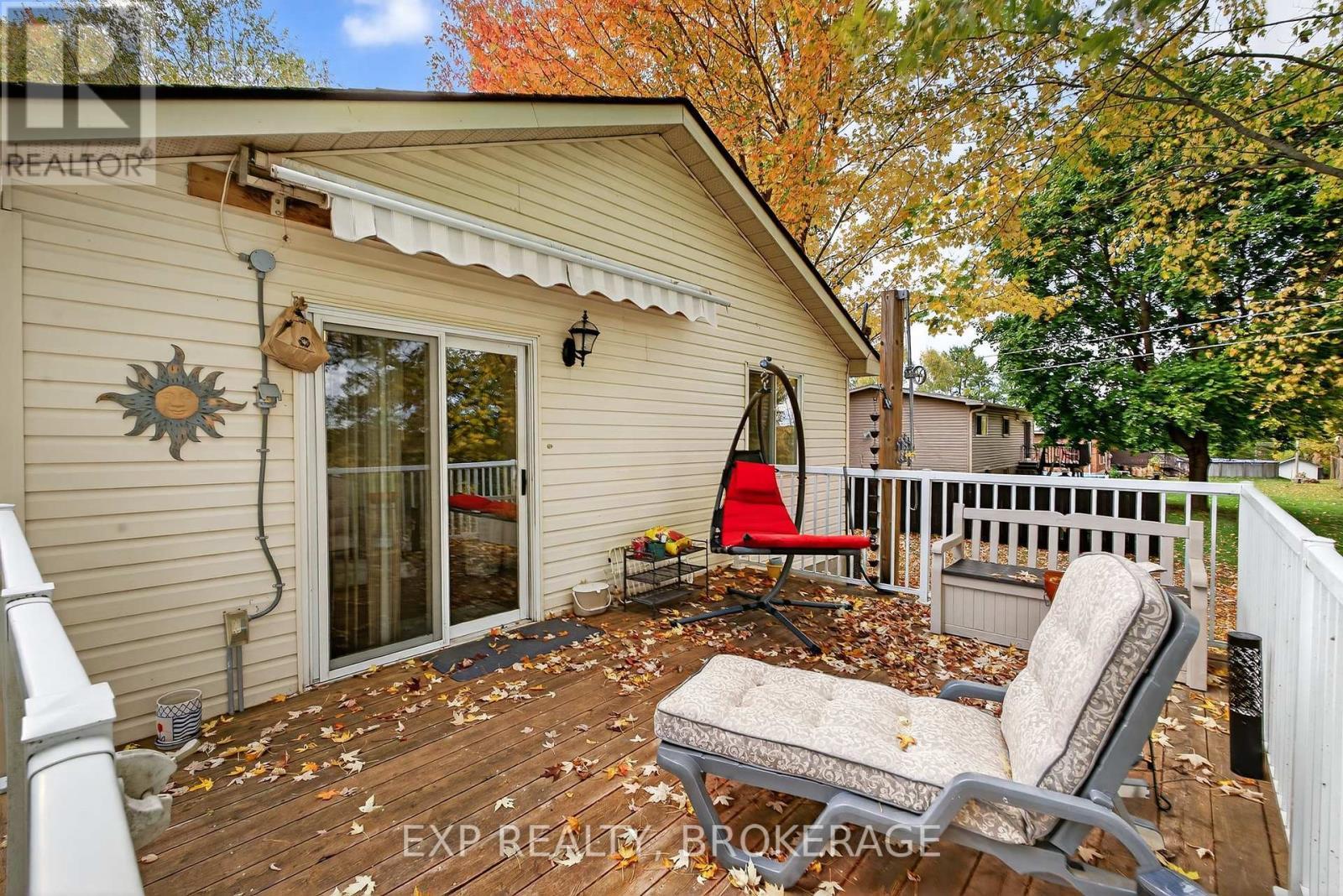 63 Southwood Crescent, Greater Napanee (Greater Napanee), ON - Outdoor With Deck Patio Veranda With Exterior